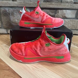 Nike Pg4 “Christmas”